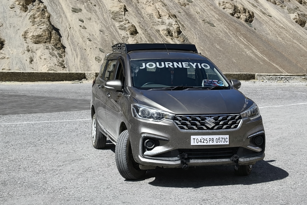 SUV EARTIGA